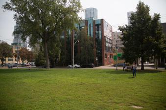 Enlarge photo 25