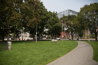 Enlarge photo 32
