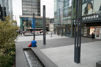 Enlarge photo 10