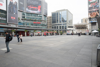 Enlarge photo 4