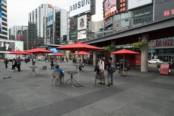 Enlarge photo 12