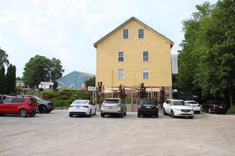 Enlarge photo 37