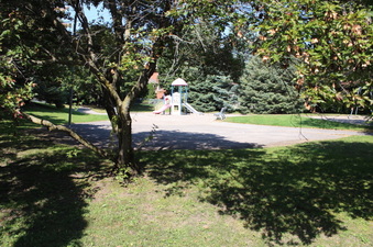 Enlarge photo 37