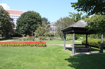 Enlarge photo 21