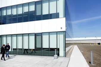 Enlarge photo 33