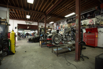 Enlarge photo 13
