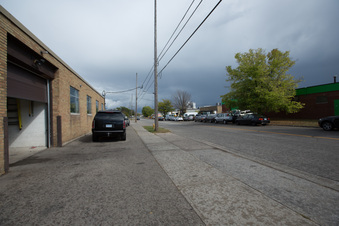 Enlarge photo 16