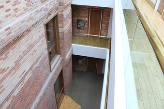 Enlarge photo 30
