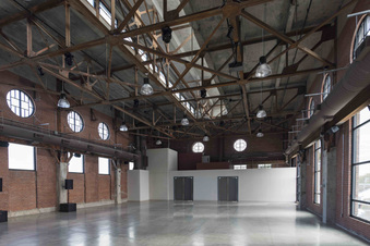 Mondavi (Skin & Bones)