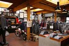 Enlarge photo 71
