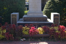 Enlarge photo 49