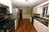 Enlarge photo 11