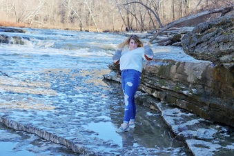 Enlarge photo 230