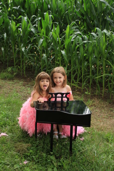 Enlarge photo 350