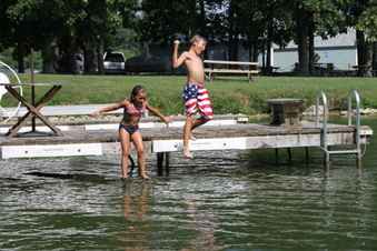 Enlarge photo 228