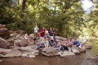 Enlarge photo 129