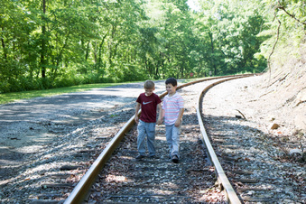 Enlarge photo 98
