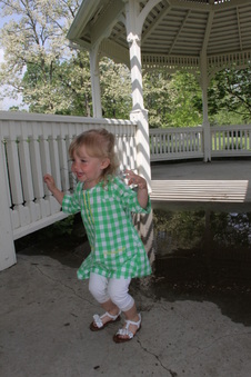 Enlarge photo 128