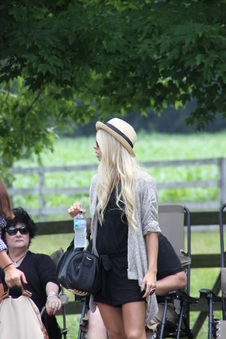 Enlarge photo 33