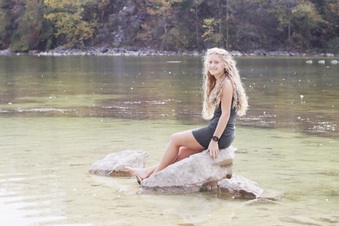 Enlarge photo 104