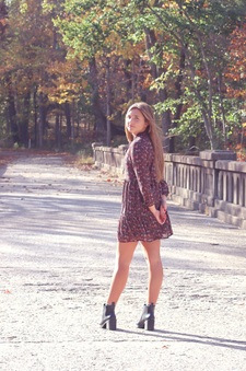 Enlarge photo 128
