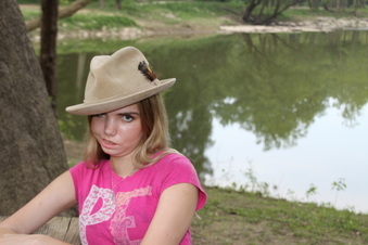 Enlarge photo 100
