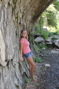 Enlarge photo 100