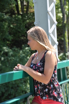Enlarge photo 208