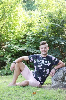 Enlarge photo 9