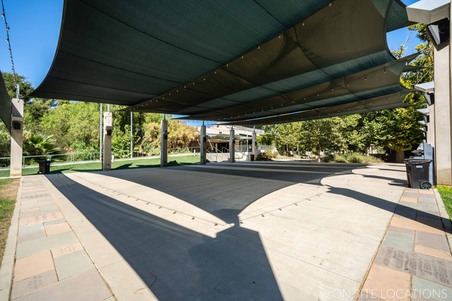 Enlarge photo 529
