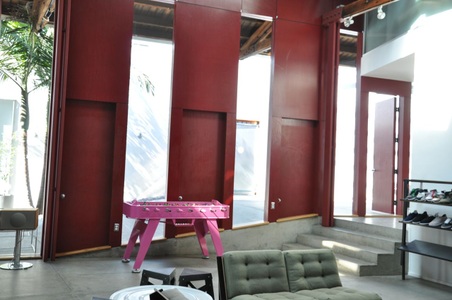 Enlarge photo 19