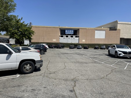 Fashion Center Sherman Oaks
