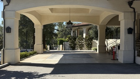 Enlarge photo 3