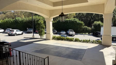 Enlarge photo 12