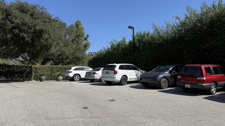 Enlarge photo 23
