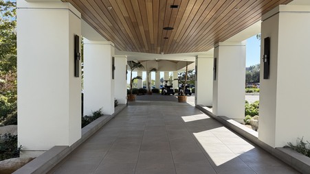 Parking Lot & Valet