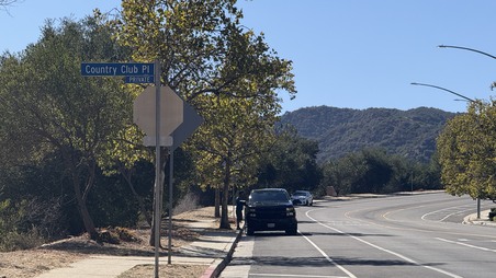 Reseda Blvd @ Country Club Place