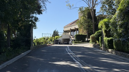 Enlarge photo 25