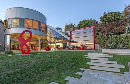 Iconoclast project museum ideas