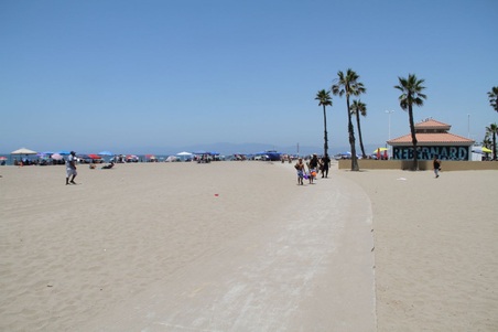 Enlarge photo 69