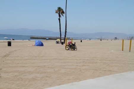 Enlarge photo 35