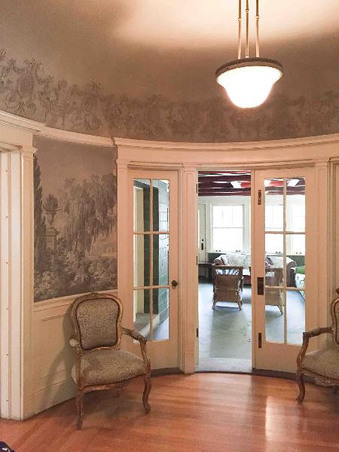 Enlarge photo 35