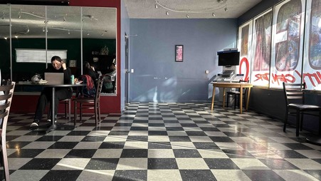 Enlarge photo 29