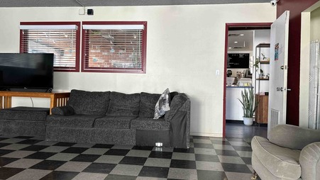 Enlarge photo 43