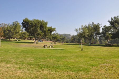 Enlarge photo 18