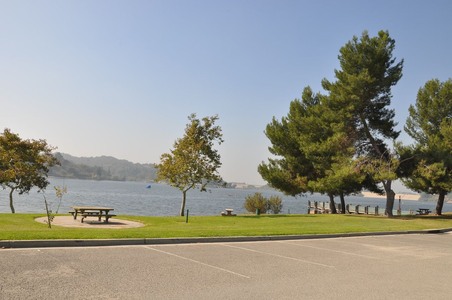 Enlarge photo 40