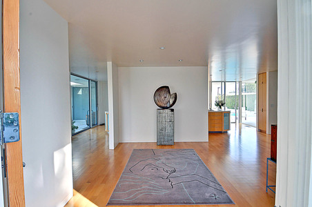 Enlarge photo 22