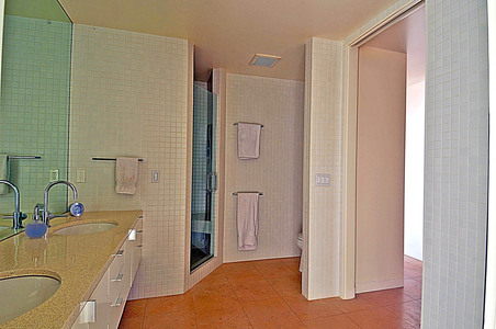 Enlarge photo 59