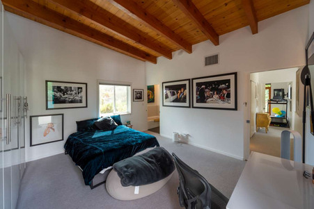 Enlarge photo 50