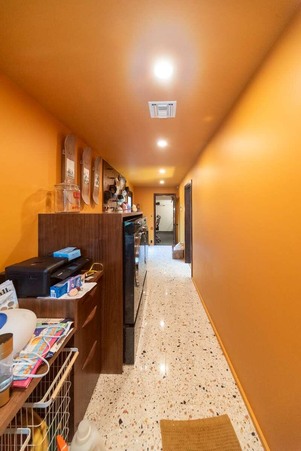 Enlarge photo 36